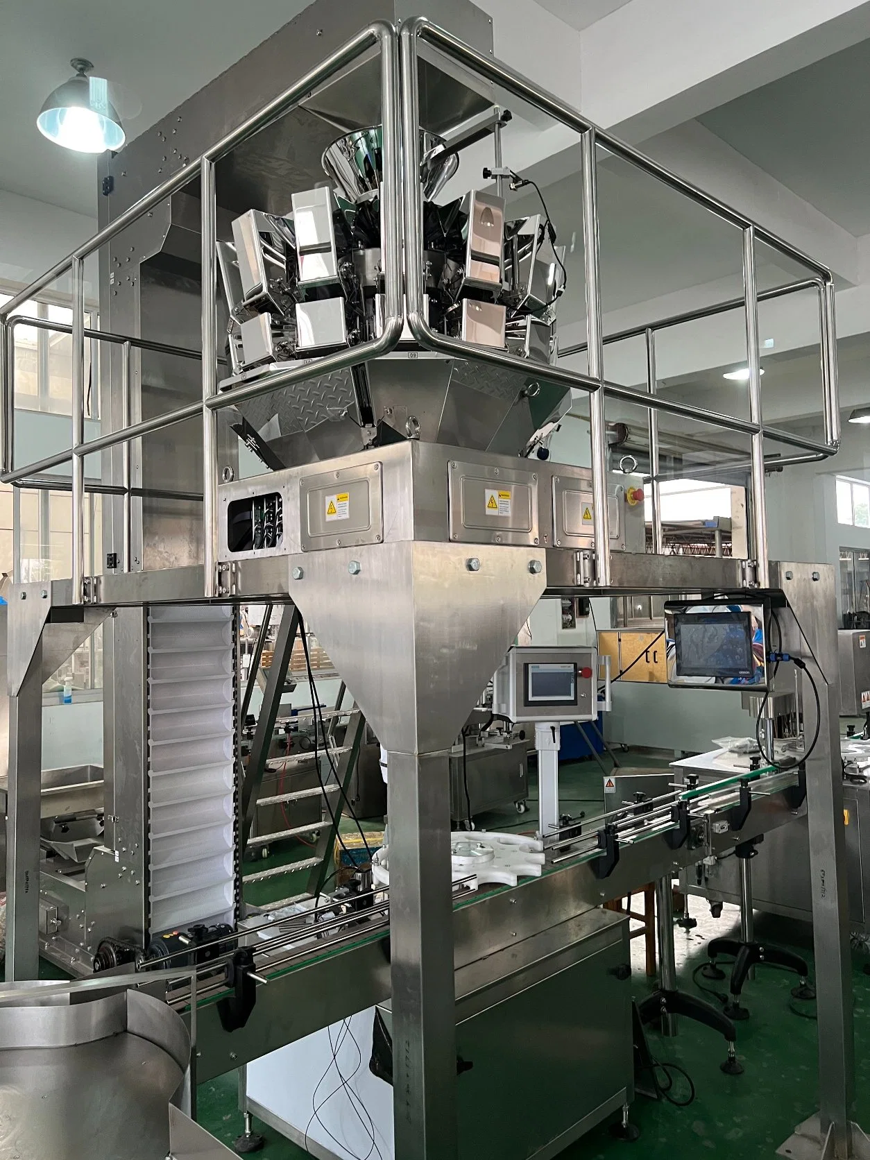 Kylg500 Automatic Spice Seasoning Powder, Granules Can Filling Capping Lableing Machine