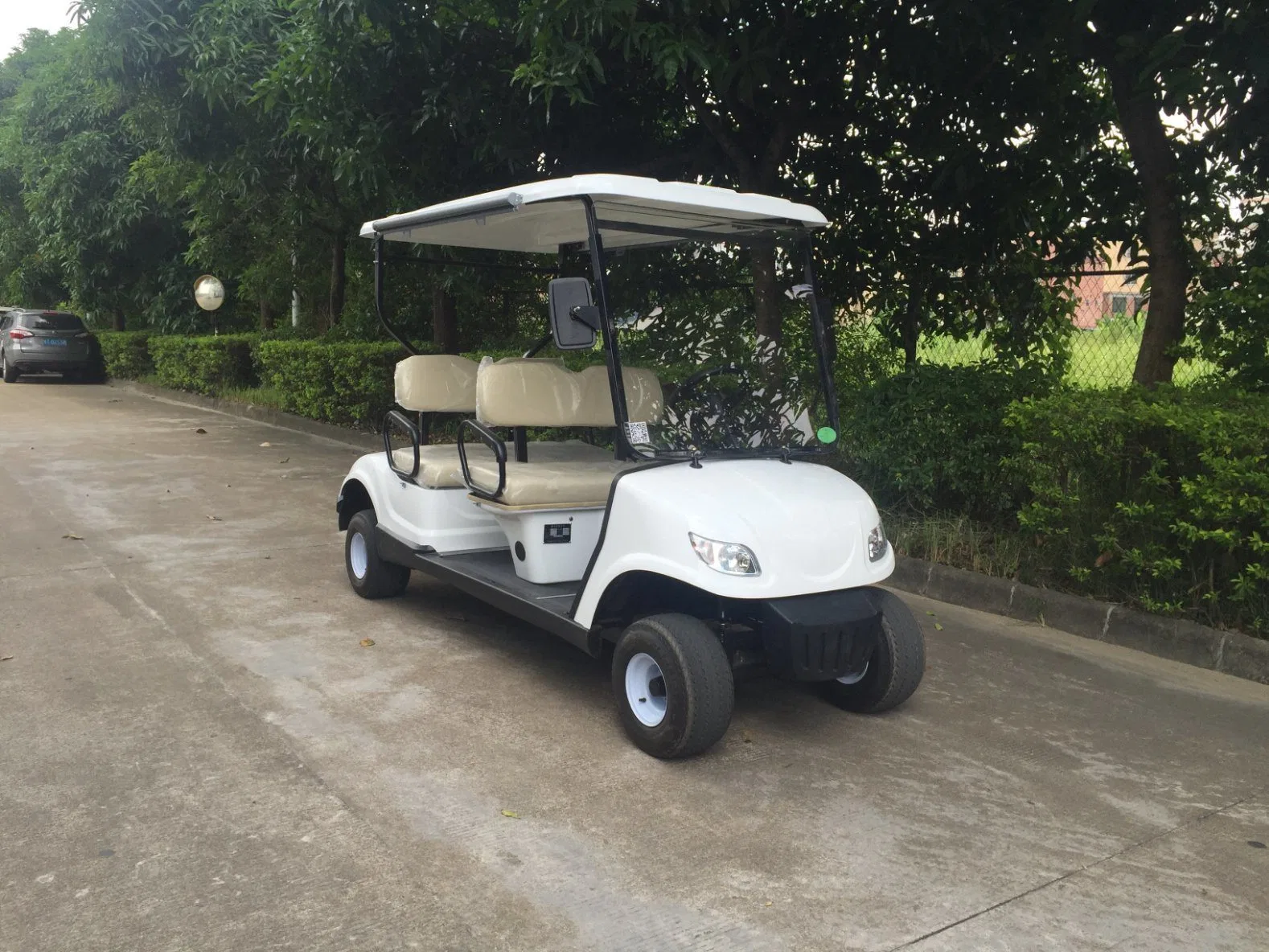 Accessory Electric Portable Golf Cart with Windshield