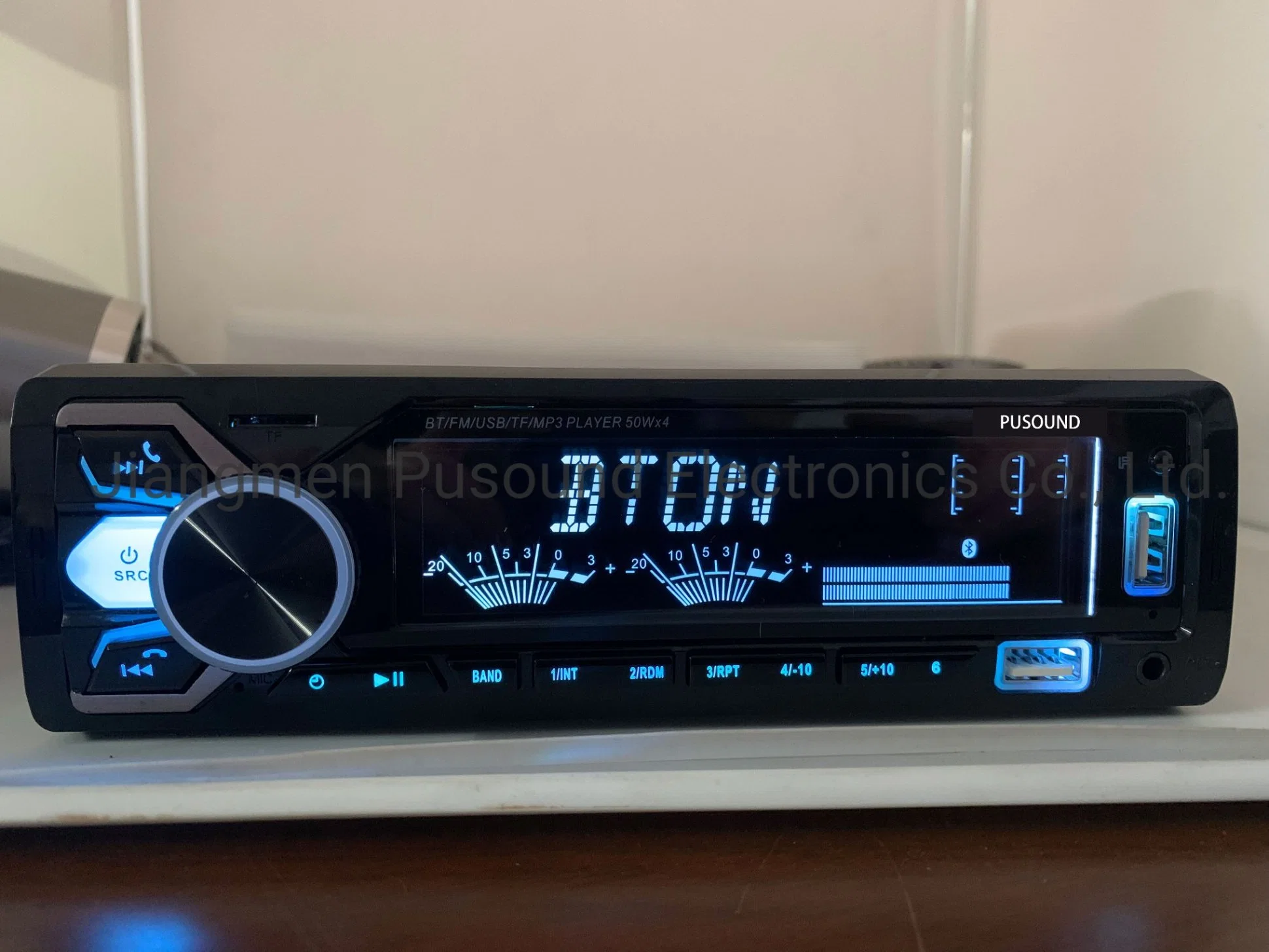 Voiture Bluetooth de haute qualité audio de voiture lecteur MP3 radio FM avec écran LCD