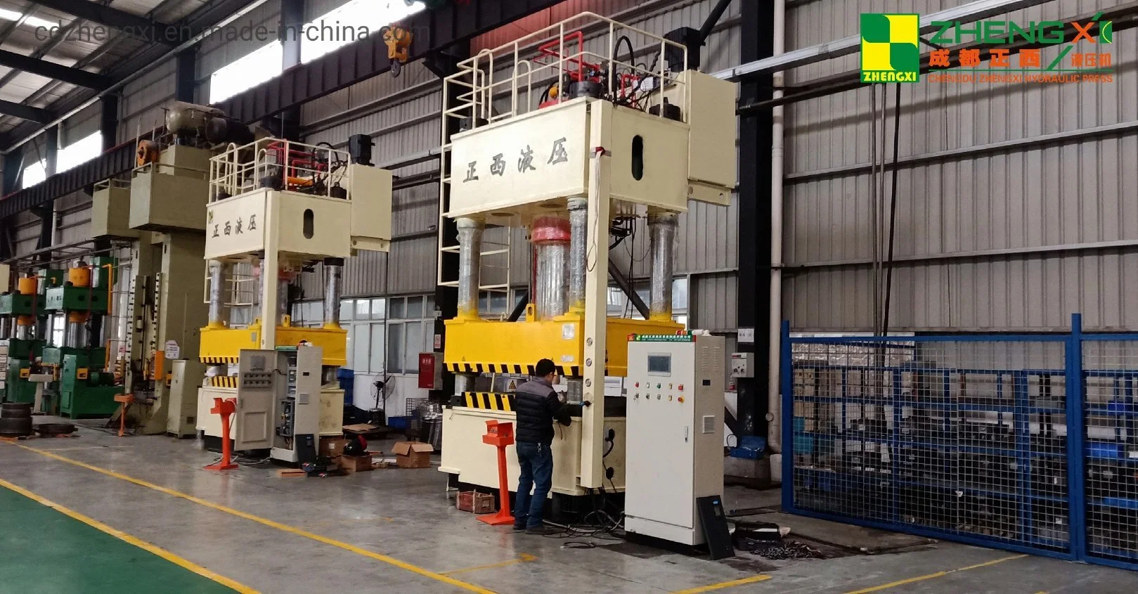 890 Ton Hydraulic Press Machine 4 Post Deep Drawing Press Machaine