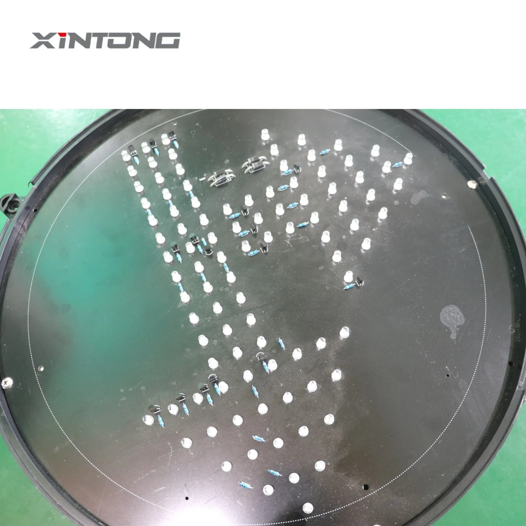 Cutting-Edge LED Technology: Advanced LED Systems for Energy Efficiency and Longevity Traffic Light