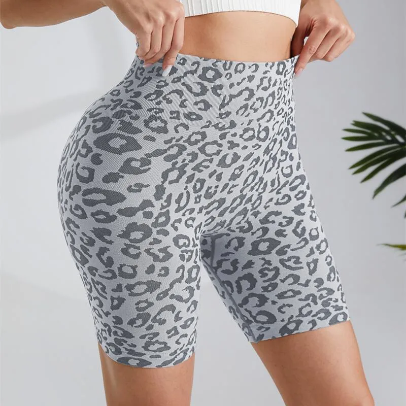 Gimnasio Fitness Yoga Wear Medias de cintura alta Leopard Scrunch Butt Pantalones cortos de yoga
