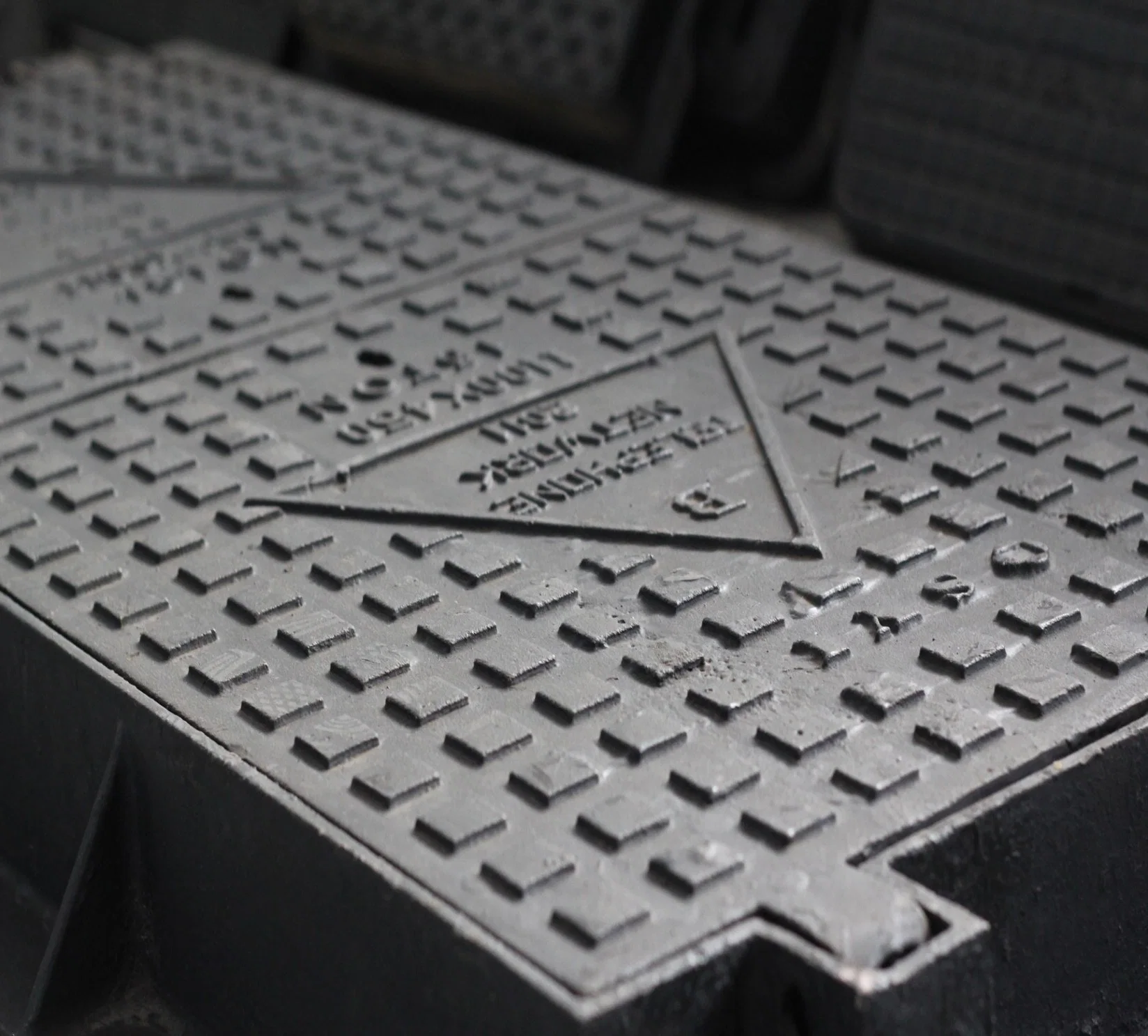 Customized Square Trench Waterproof Electrical Manhole Drain Cover for Car Traffic Street Road