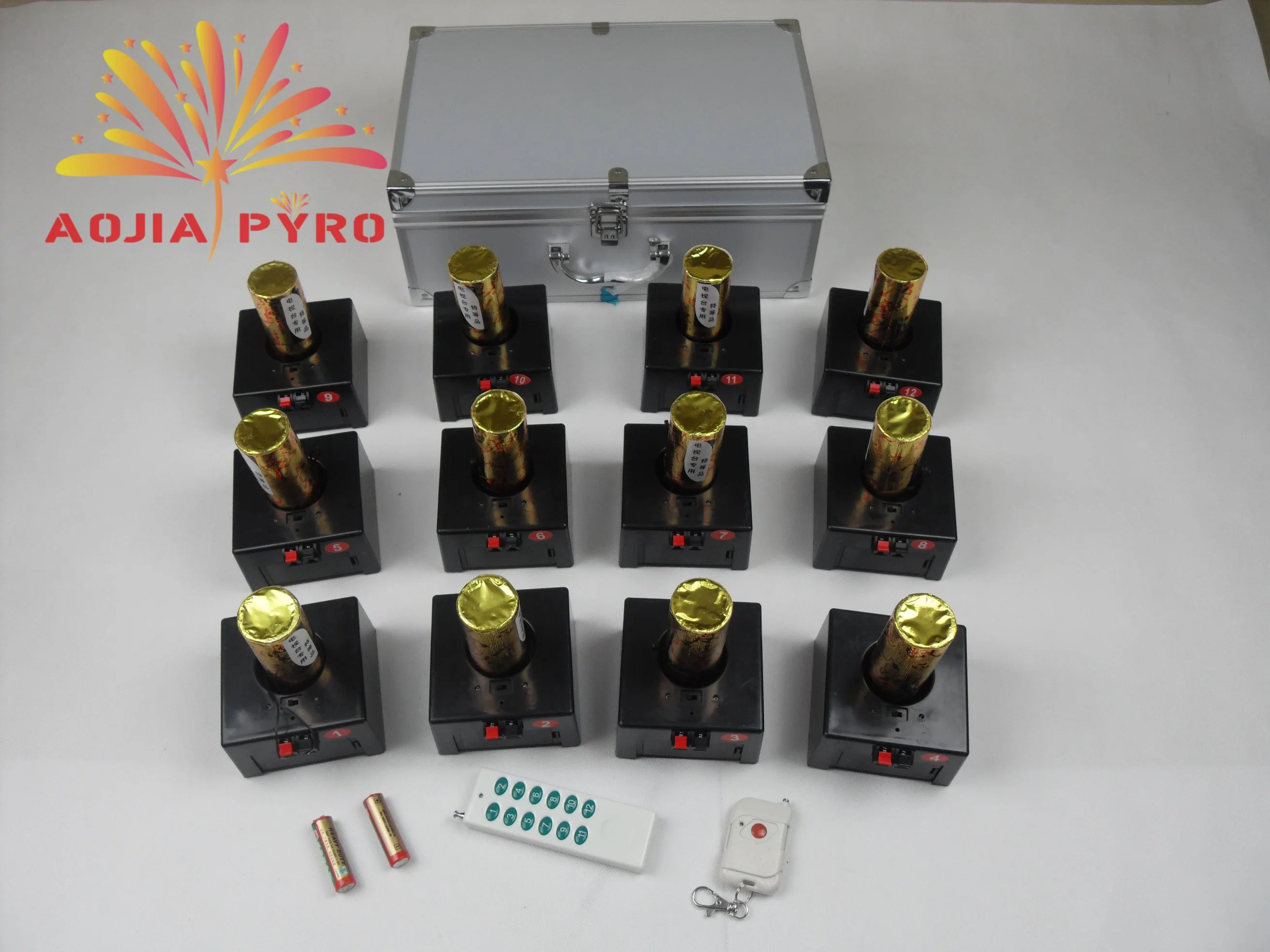 D12 12cues Controlador Inalámbrico de Pirotecnia en Venta Caliente Transmisor 2023nuevo Control Remoto de Fuegos Artificiales Fríos Sistema de Encendido de Fuegos Artificiales de Fuente de Escenario.