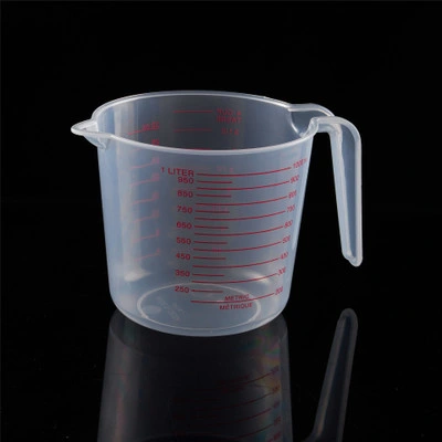 La FDA 500ml transparente de plástico transparente de alta taza de medir con asa y vierta la tobera