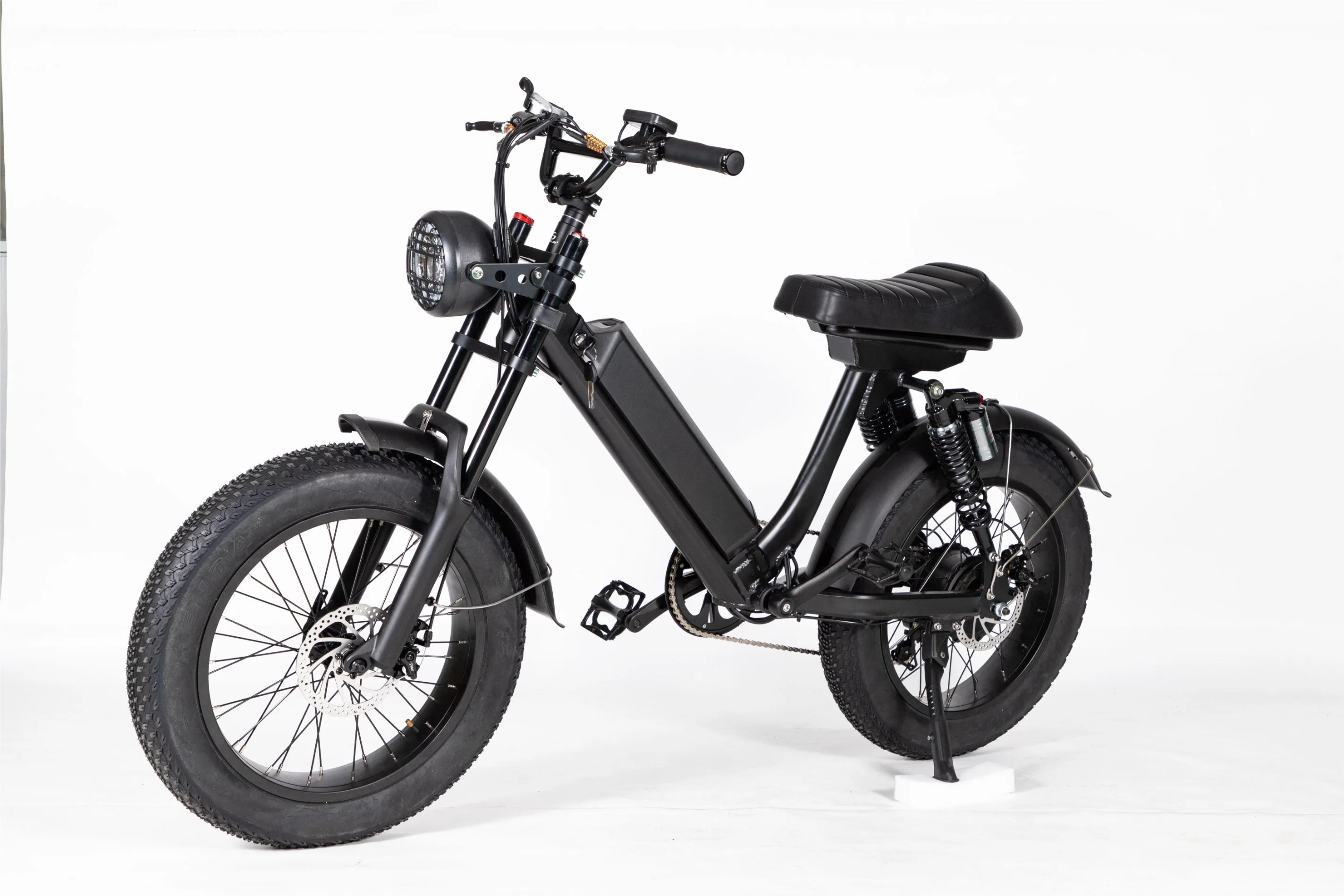 China Ebike Electric bicicleta de montaña con un colorido diseño fresco para la venta