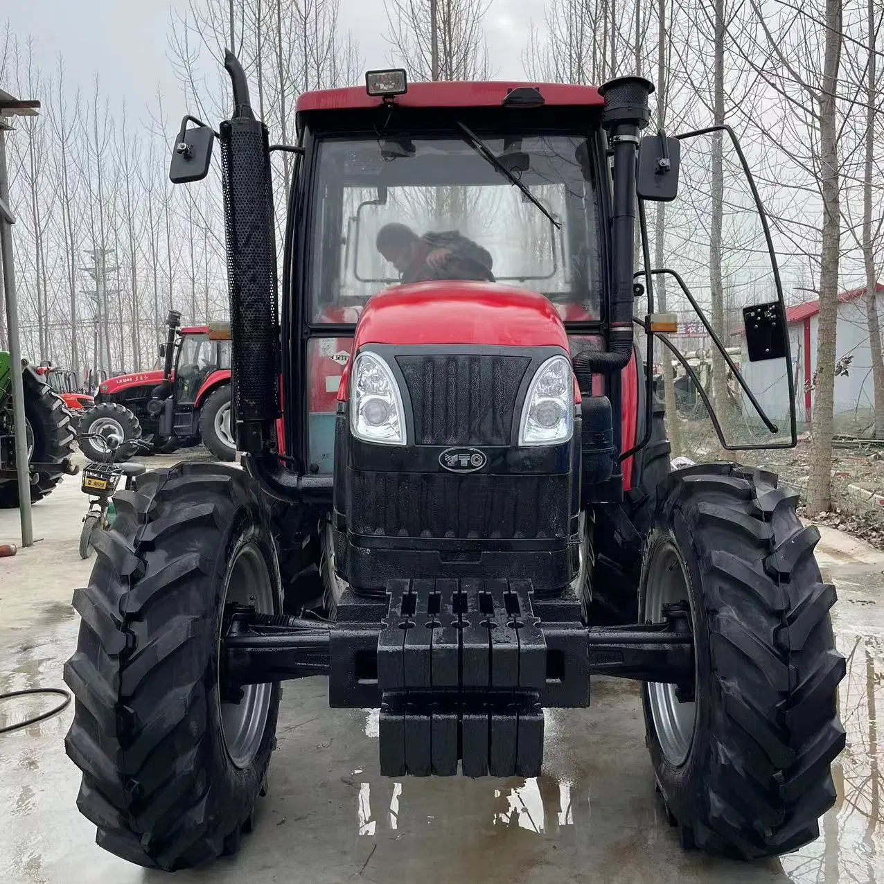 Farm Wheel Tractors Equipment Agricultural for Sale