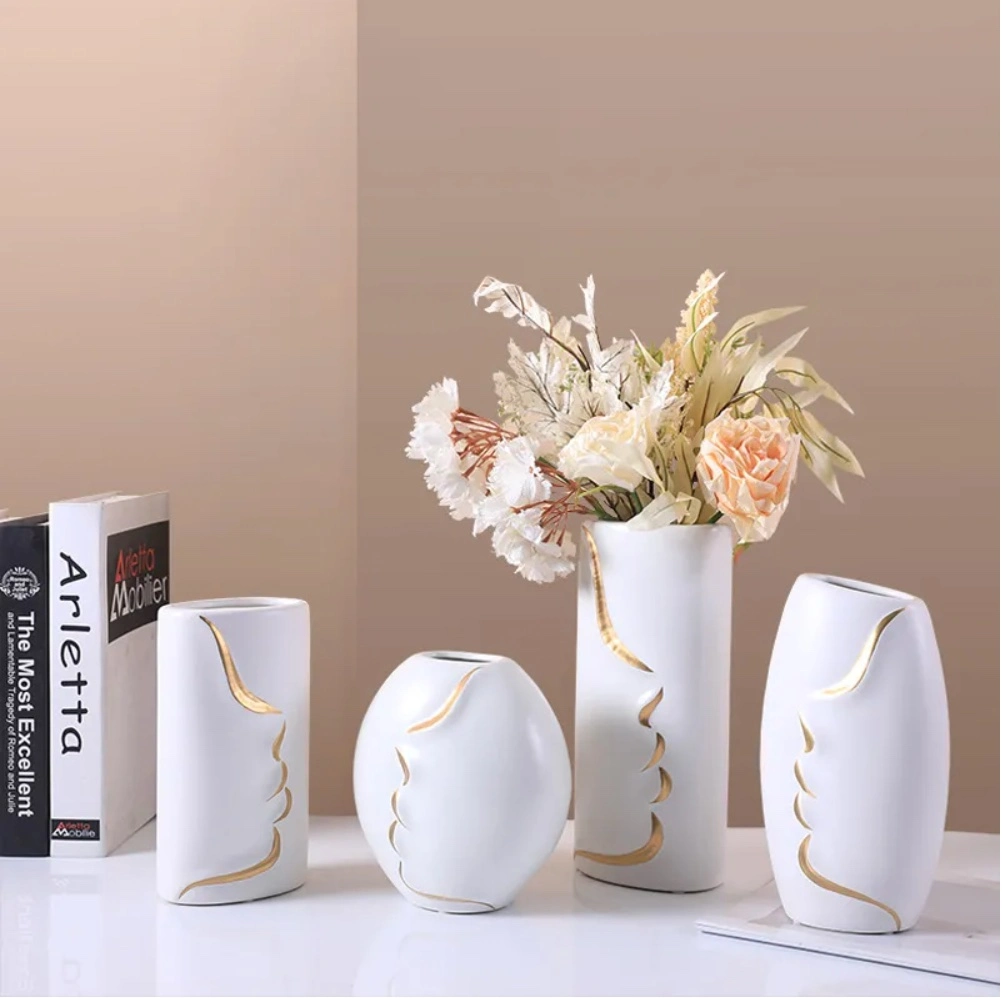 Home Furnishing a Light Luxury Handicraft Flower Decoration Porcelain Bottle Nordic