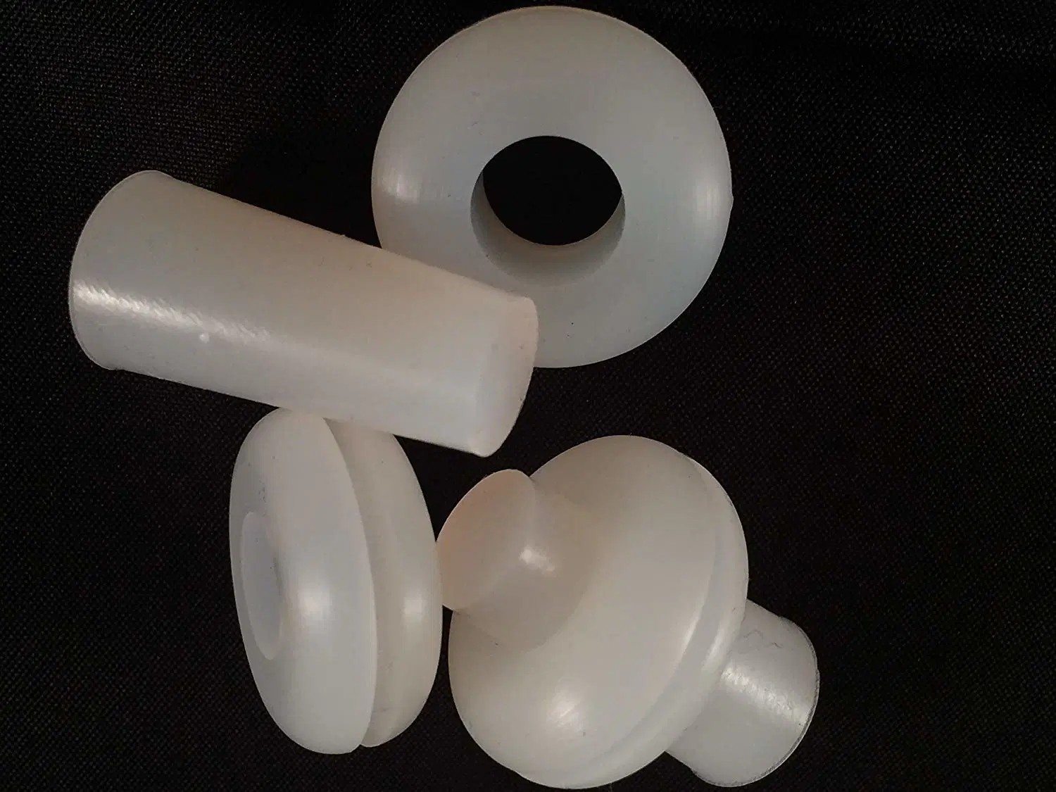 Sans BPA de qualité alimentaire en caoutchouc de silicone blanc Idéal pour les sas de bidons et seaux fermentant le CM 3 / 10 cm Centre pour les trous de 1 / 2 pouce