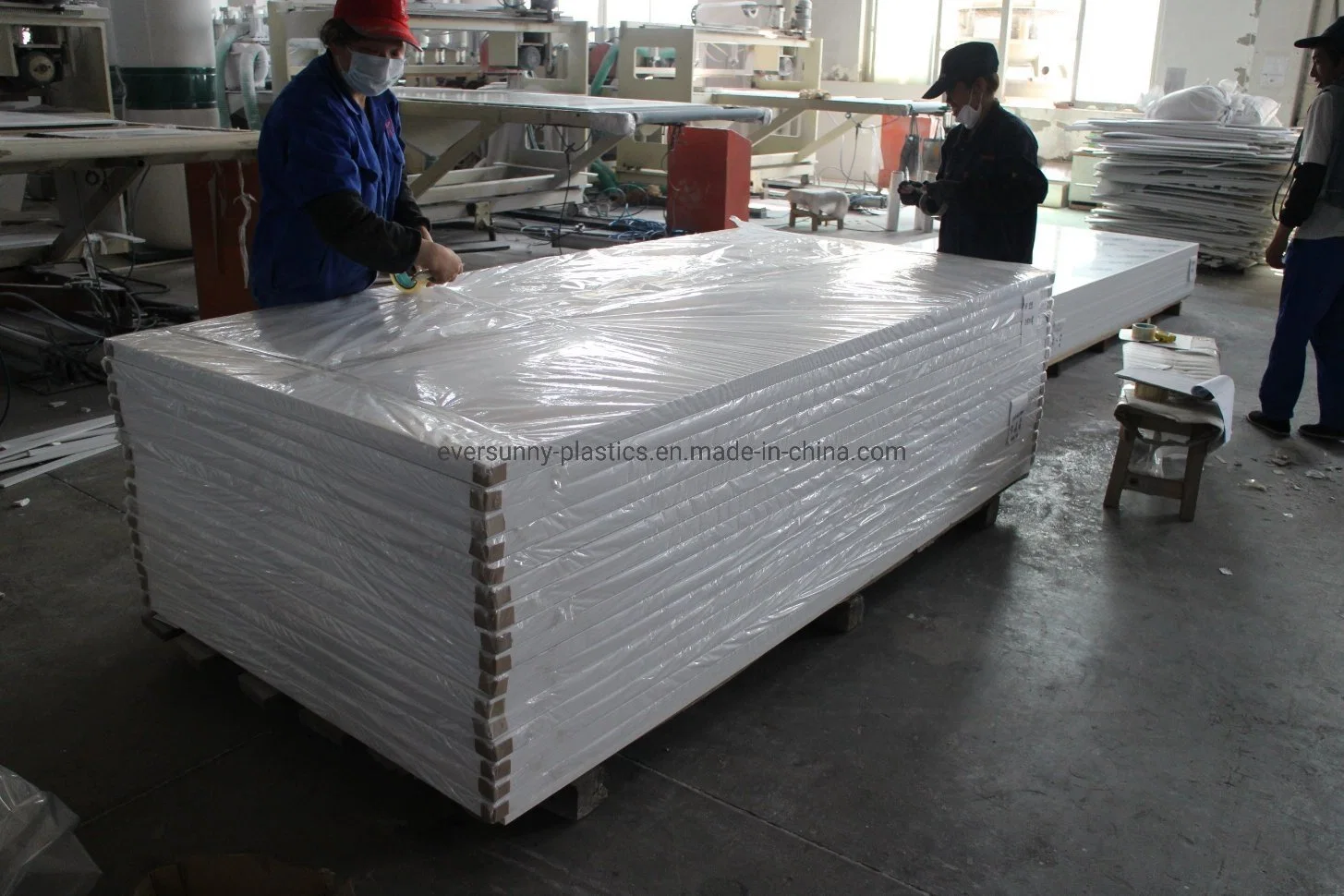 Special for Cabinets Backboard Use Density Water-Cooling White PVC Foam Board with Hard Surface