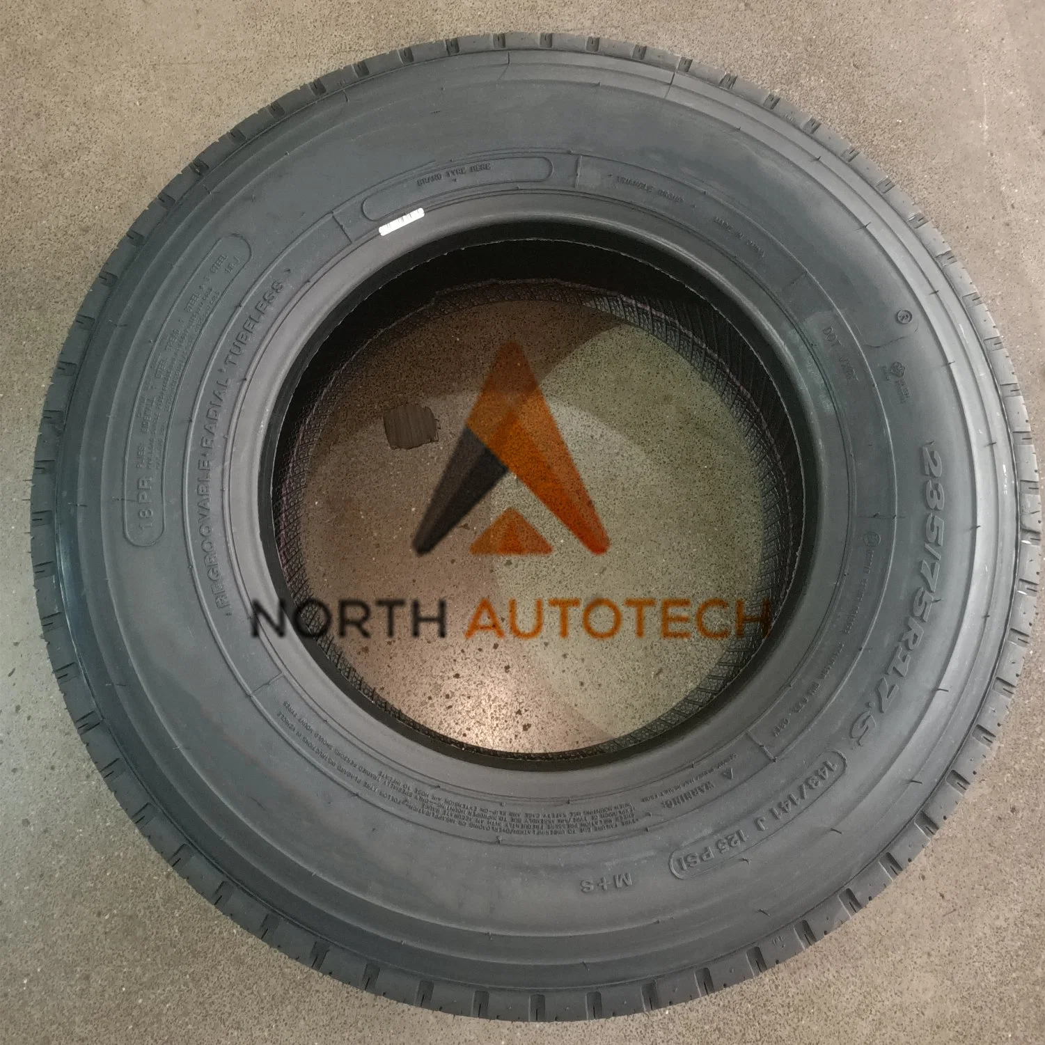 Truck Radial Trailer Tyre 235/75 R 17.5 18 Pr with DOT Certificate for 15000 Lbs Axle