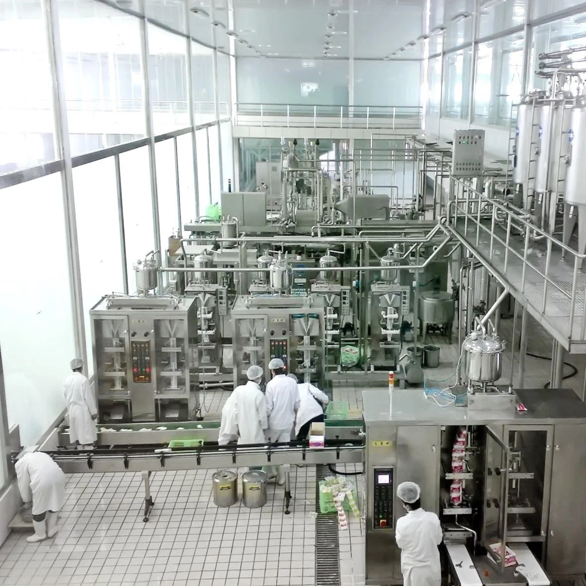 Planta de procesamiento automático de leche de cabra autopasteurizada UHT leche de cabra línea de producción de equipos de máquinas a precio barato para la venta