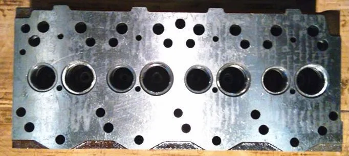 Diesel Engine Parts Auto Engine Cylinder Head with ISO9001 Certification