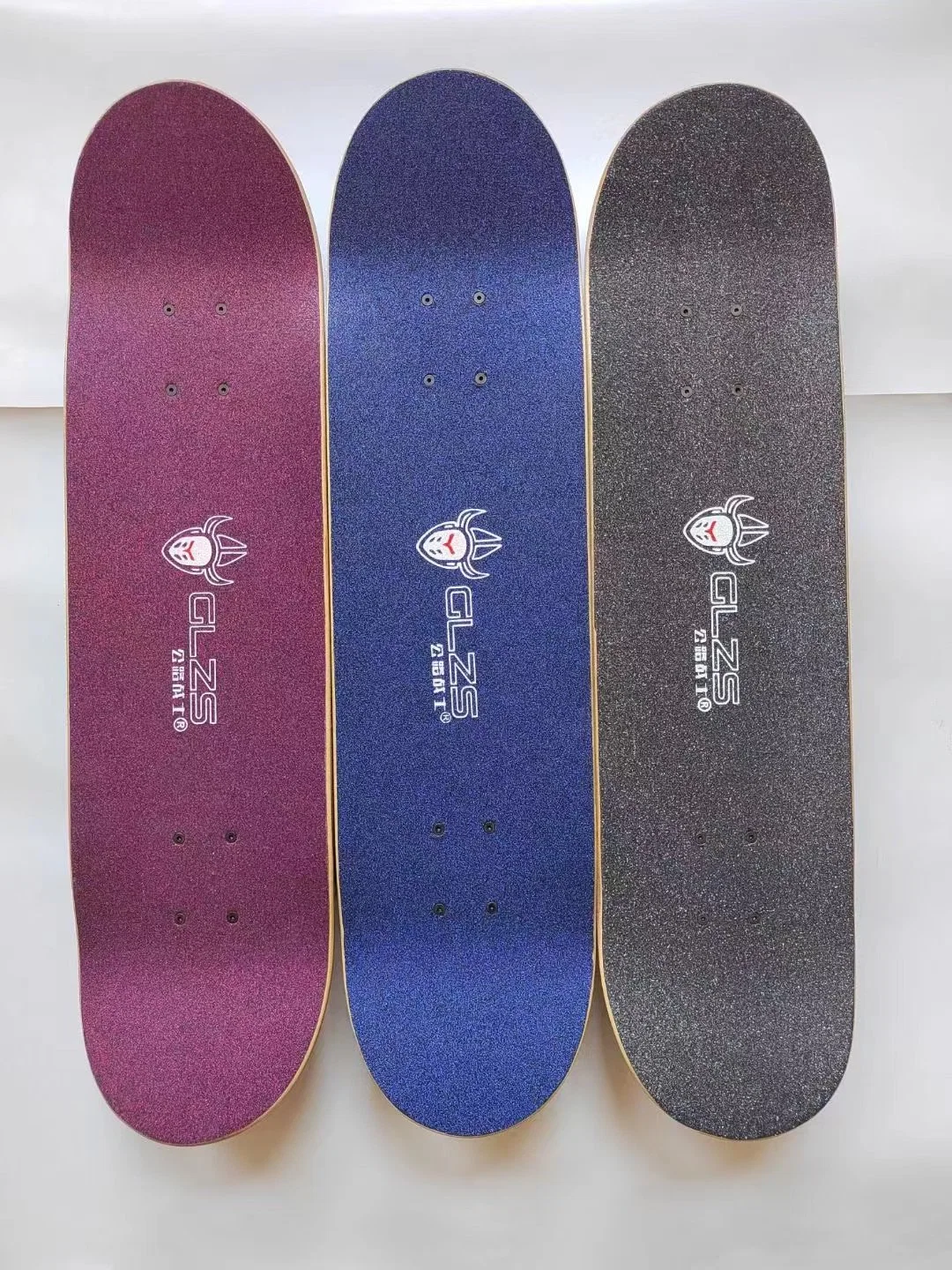 Planche de skateboard cruiser de rue en érable canadien avec logo laser OEM professionnel