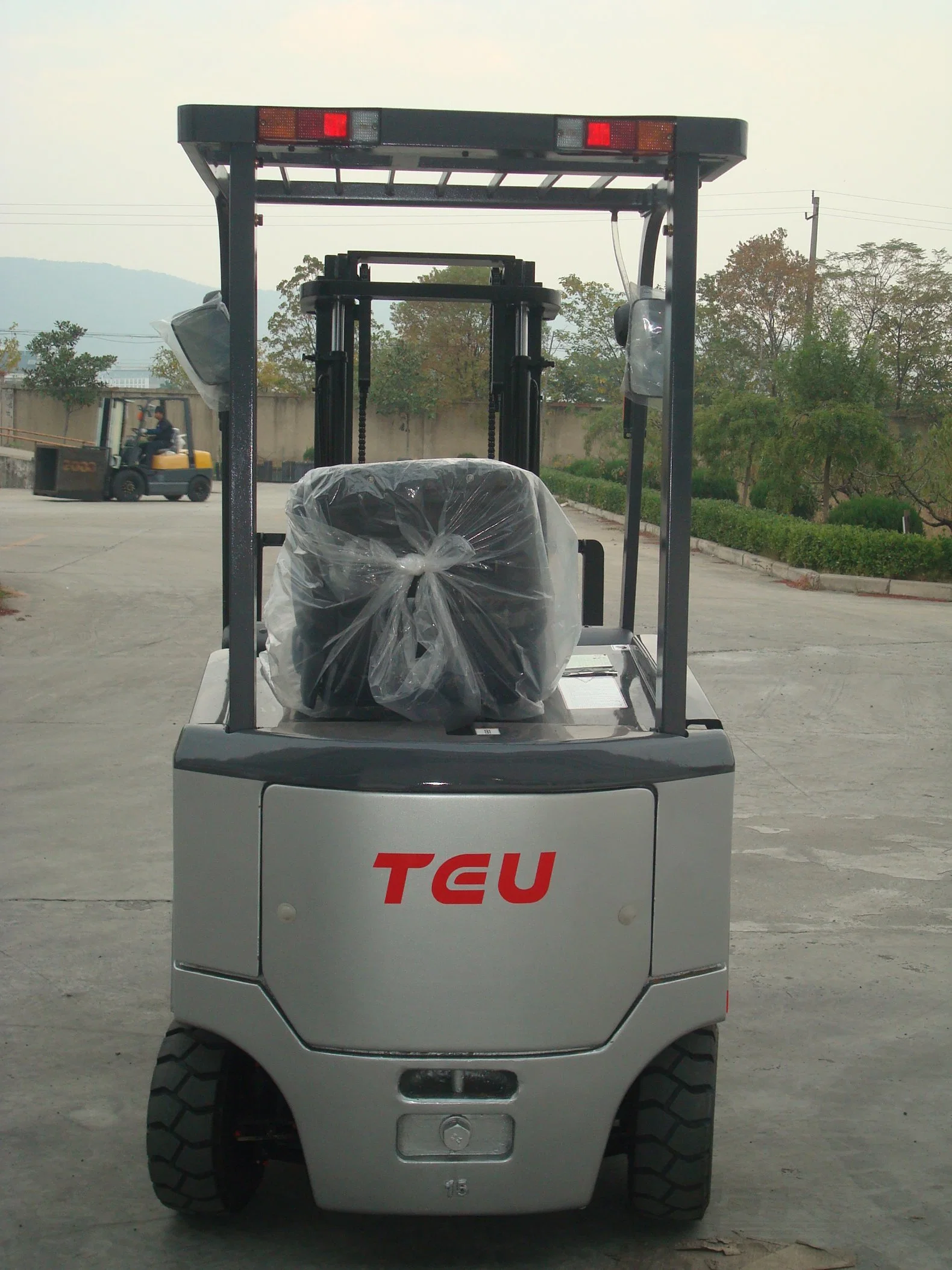 1.5ton Electric Forklift, Battery, AC Motor