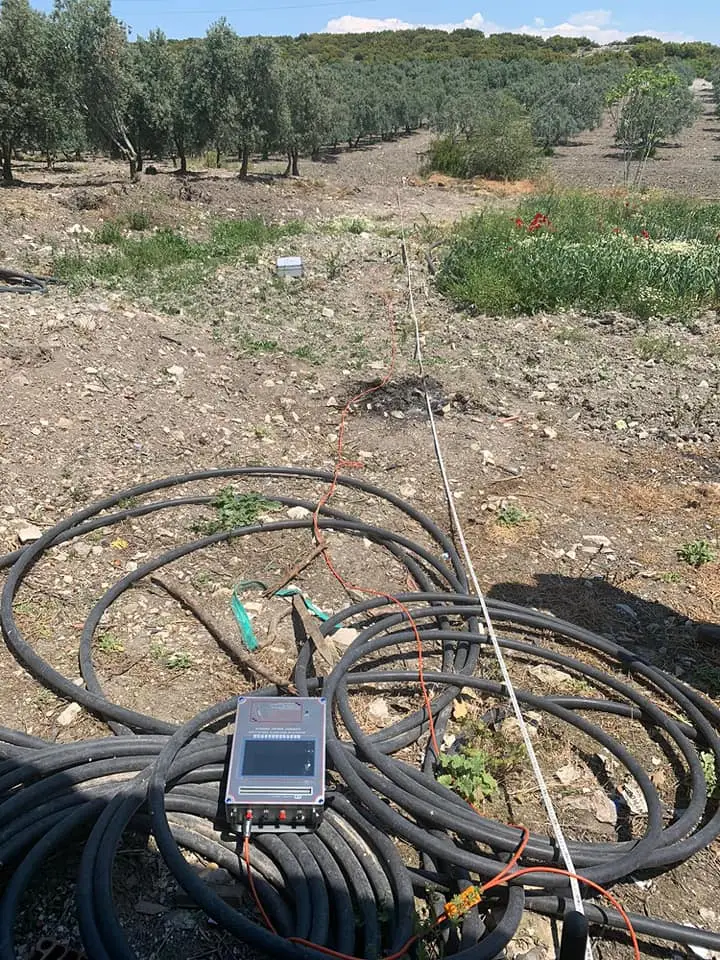 Pqwt-Tc700 Detector de agua subterránea varios 600m de profundidad del pozo de la máquina del servicio