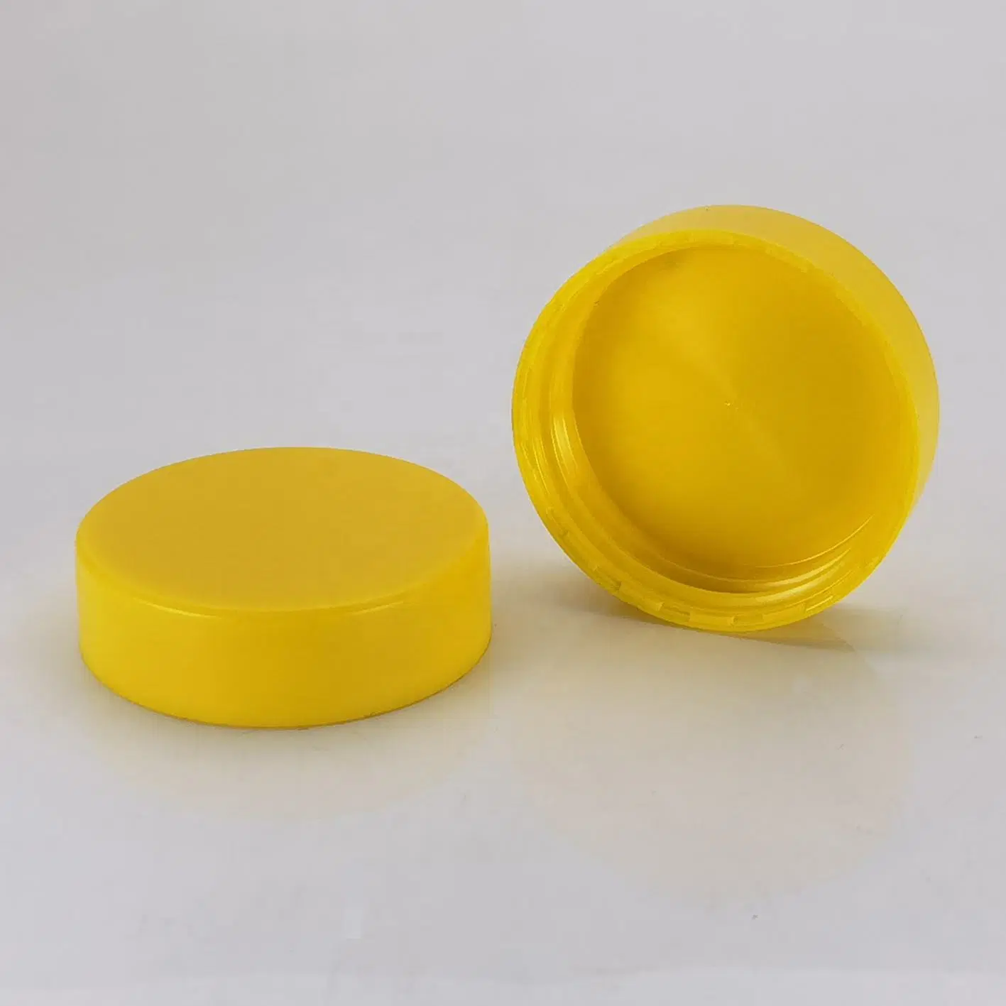 Plastic Bottle Cap Manufacturers 38mm Round Plastic Cap