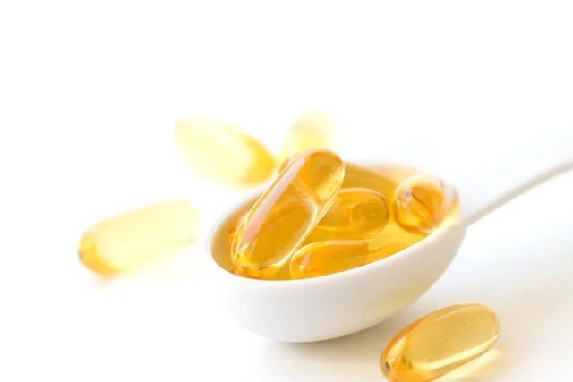 GMP OEM Omega 3 High EPA/DHA Fish Oil Softgels Best Quality