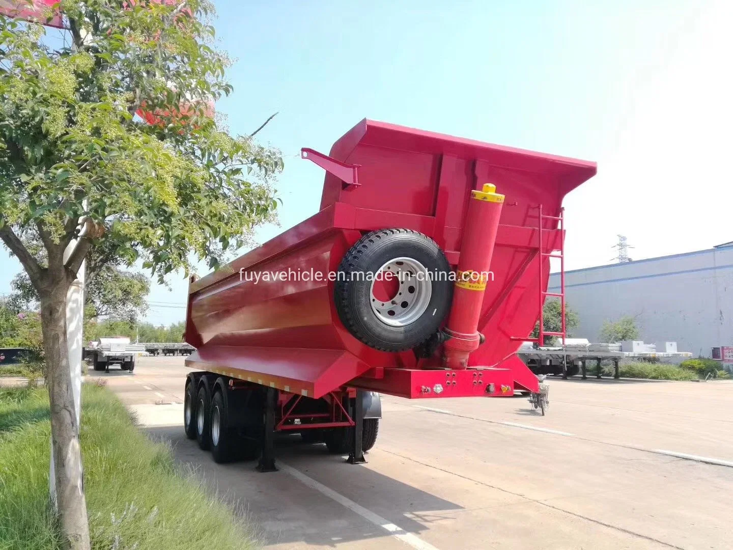 Heavy Tri-Axle 50 Cubic Meters 50 Tonnes 50ton Rear Dumping Tipper Semi Trailer for Sale