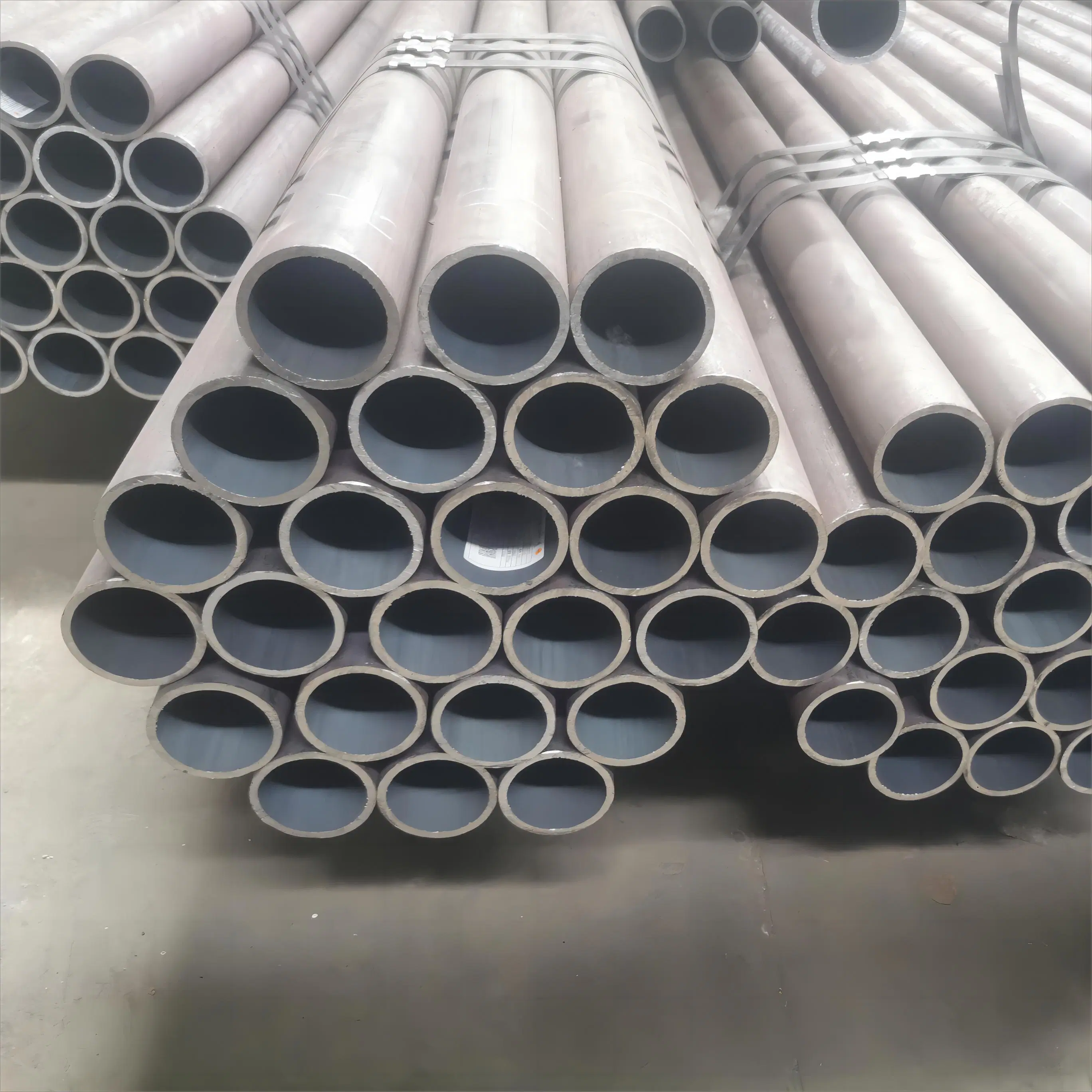 Manufacturing Sch40 Sch80 ASTM 4135 Fluid Fire Boiler Carbon Steel Tube Seamless Pipe