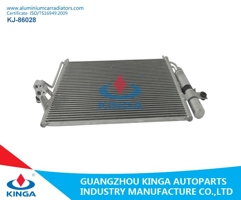 Condenseur de pièces automobiles pour Hyundai Getz 1.4I 2002 OEM 97606-1c100