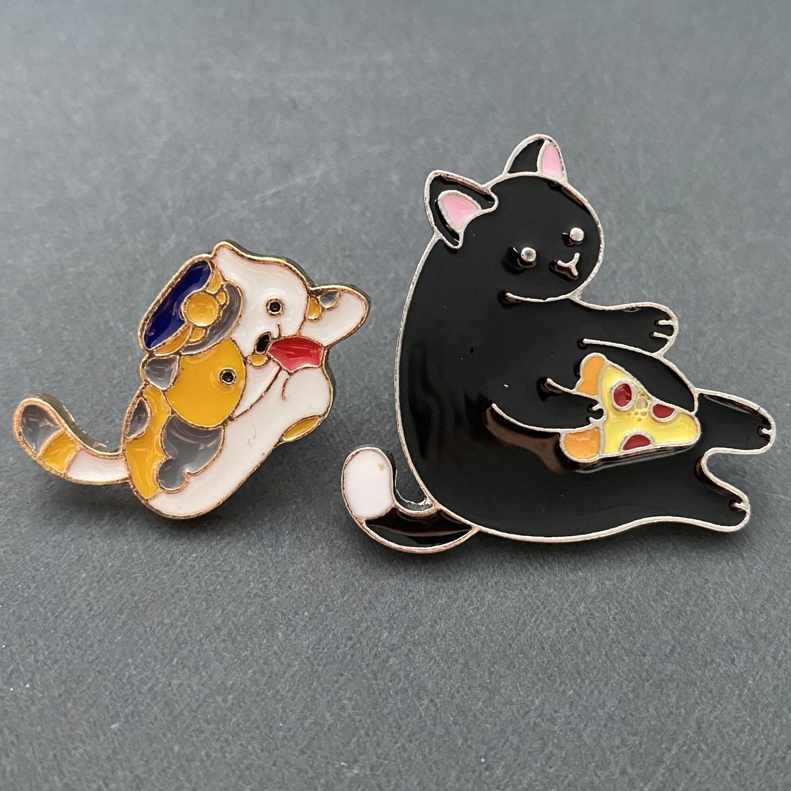 Promotional Gifts Custom Fashion Design Cartoon Metal Cat Cute Enamel Pin Badge