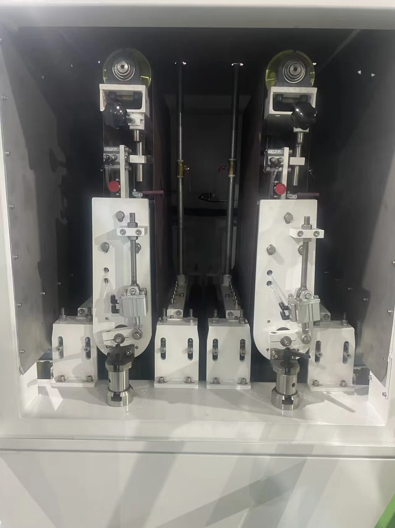 1300mm máquina de lijado de láminas metálicas esmerilado de bandas abrasivas de tipo húmedo Máquina de pulido plano