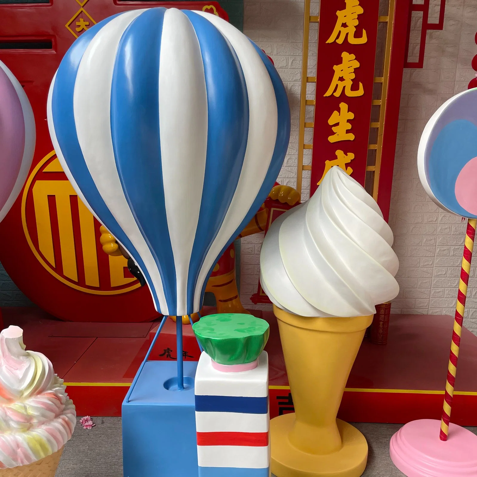 Support Customized Life Size Fiberglass Hot Air Balloon Decor for Wedding Decoration