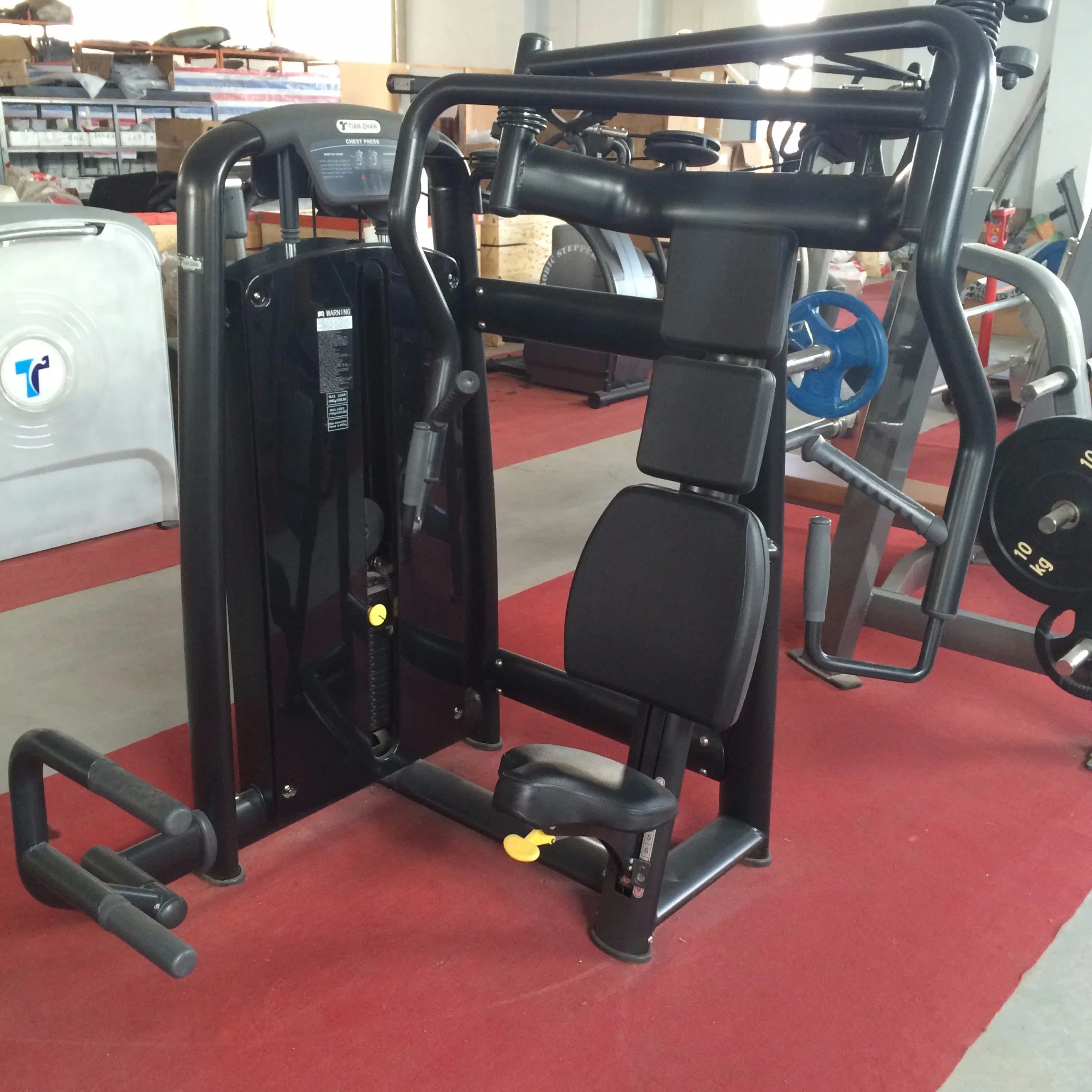 Health Club Fitness Equipment / Body Exercise