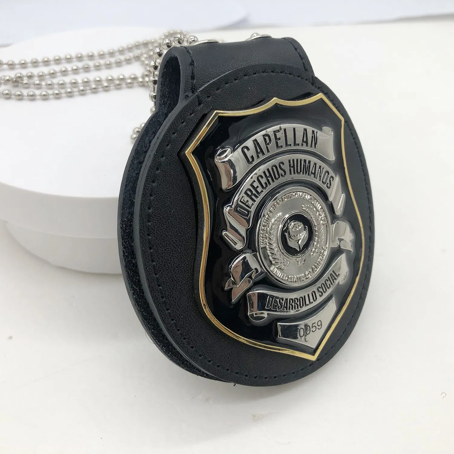 Wholesaler Luxury Factory Price Zinc Alloy Metal Badges with Accessories Holster Chain Custom Logo Police Security Soldier Military Lapel Pin Name Badge