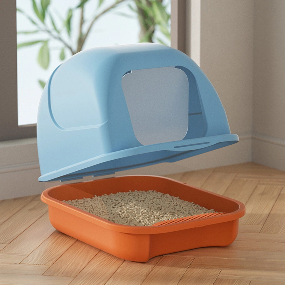 Big Plastic Cat Litter Box & Accessories