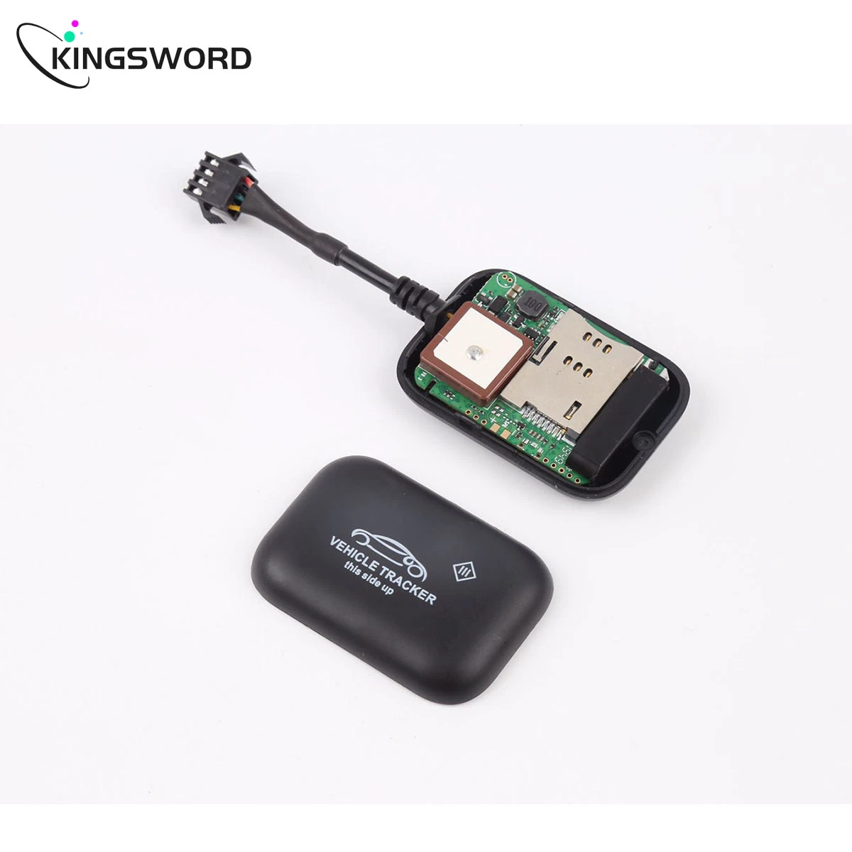 Original Factory Mini Car GPS Tracker Small Size Easy Installing Ignitin Detection