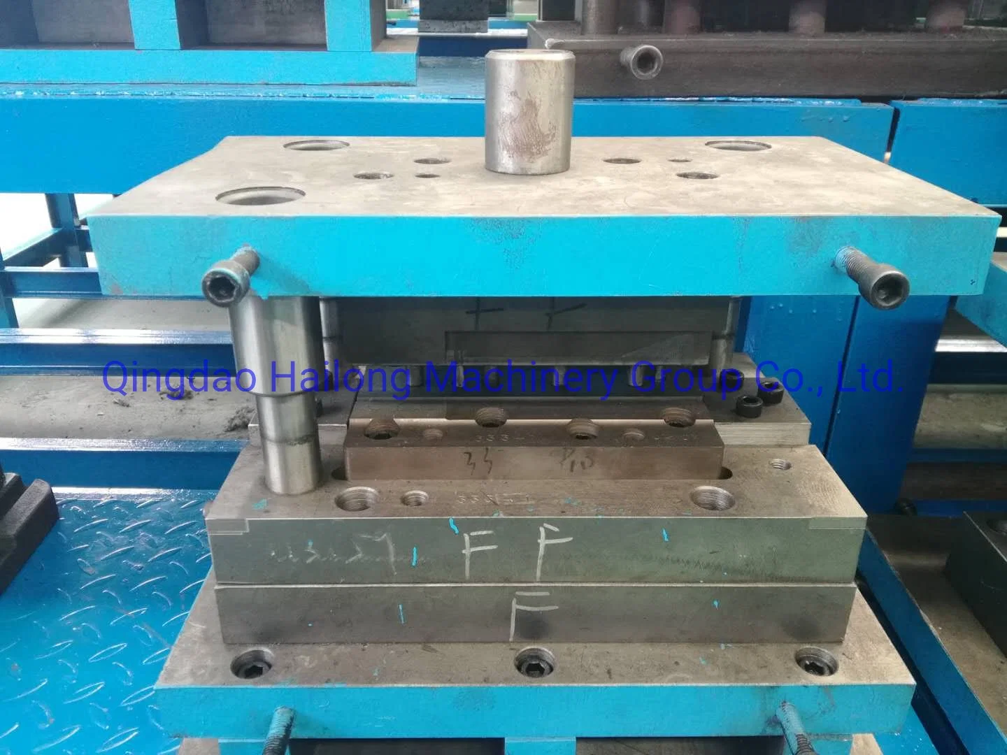 CNC Milling Car OEM Custom Vehicle Mould Tool and Die