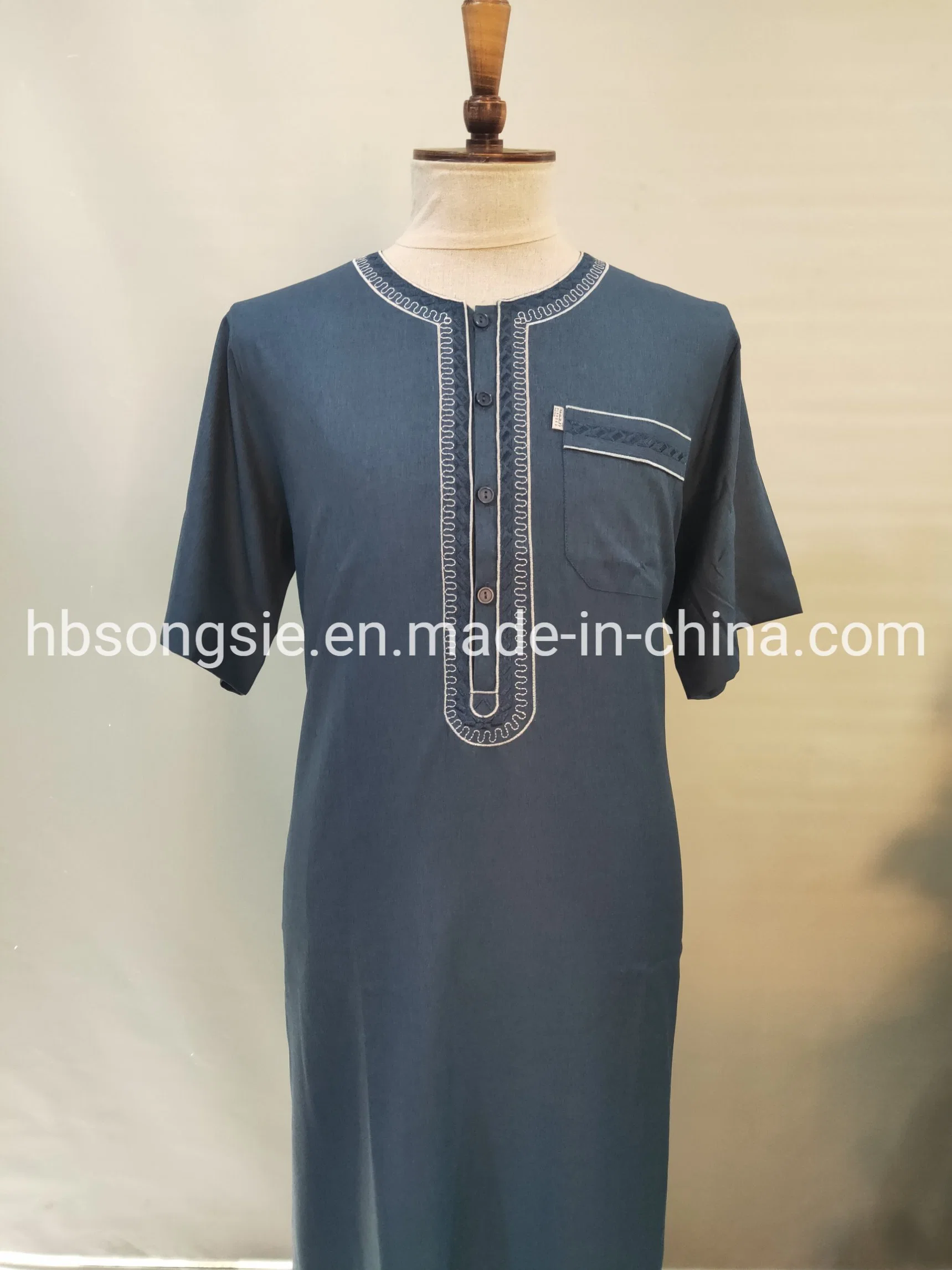 Men′ S Arabia Thobe Bekleidung Marokko Robe muslimische islamische Kleidung Lange Robe Abaya Morgenkleid Neues Kleid