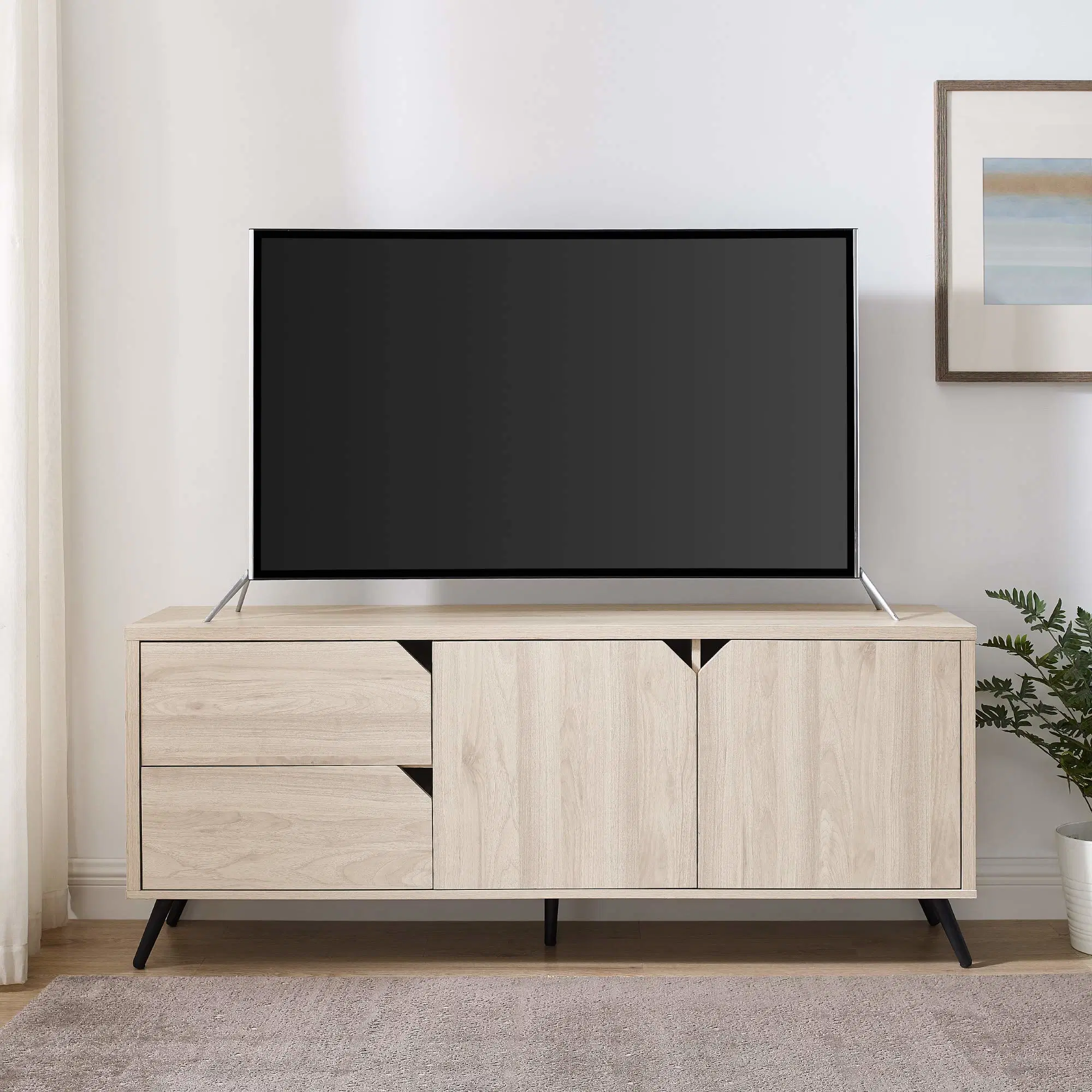 Madera asimétrica de soporte de TV con los armarios y cajones para TV 64" pantalla plana Universal TV Salón de la consola de entretenimiento en las estanterías de almacenamiento