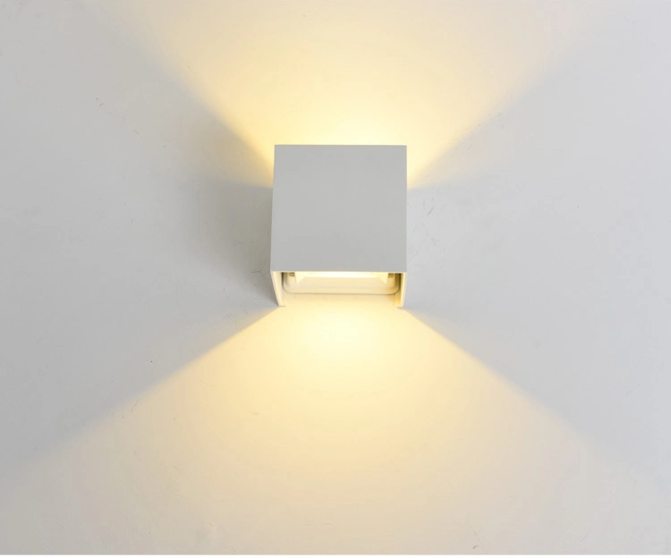 High Efficiency Indoor Outside Surface Mounted Aluminum Decorate LED Wall Light Fixture