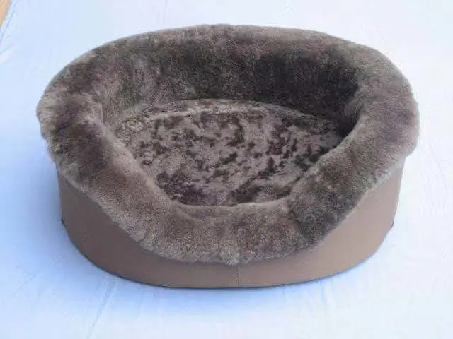 Supreme Quality Real Sheepskin Fur Dog Bed Washable Small Size Pet Accessories