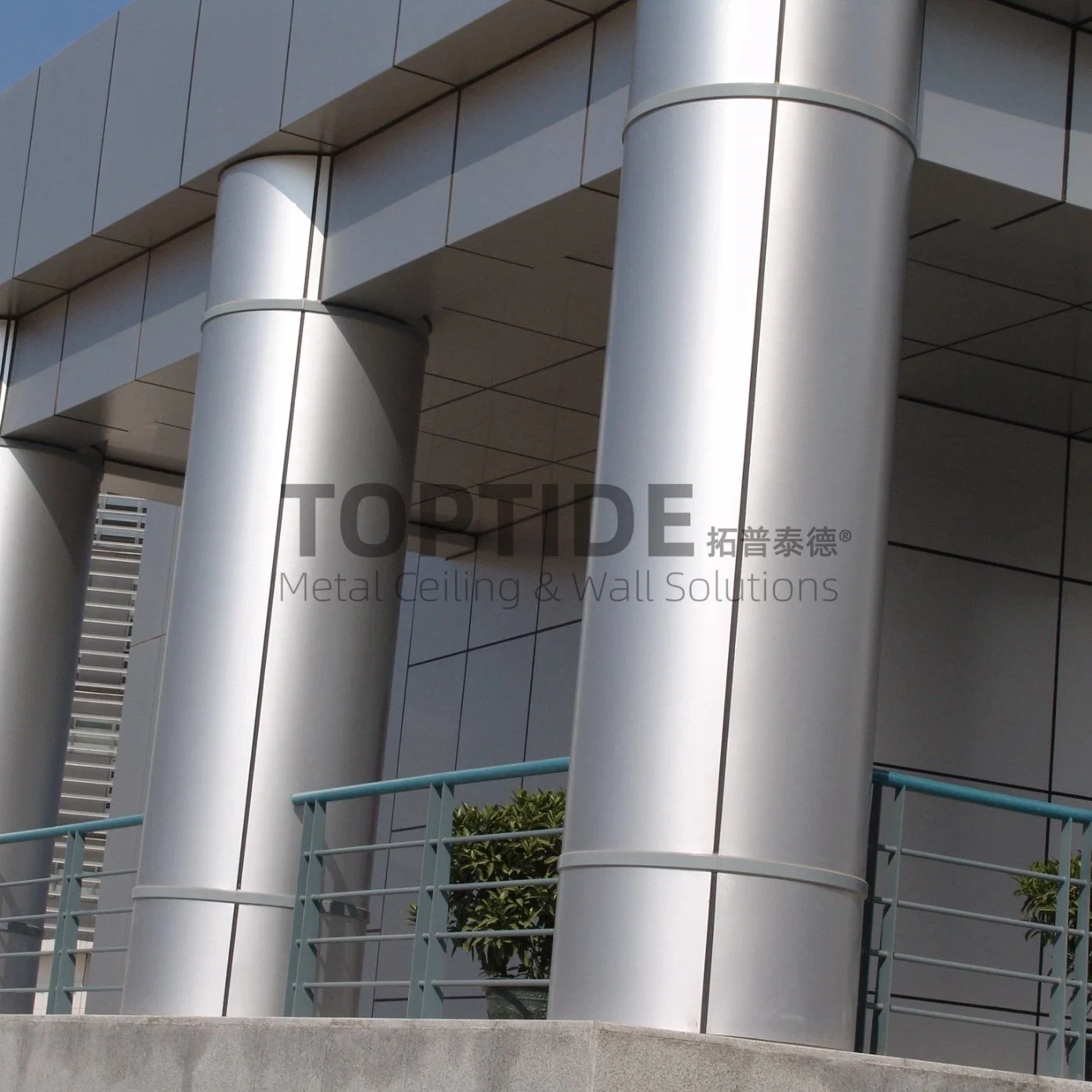 Exterior Wall Cladding Covering PVDF Silver Aluminum / Aluminium Decorative Panel