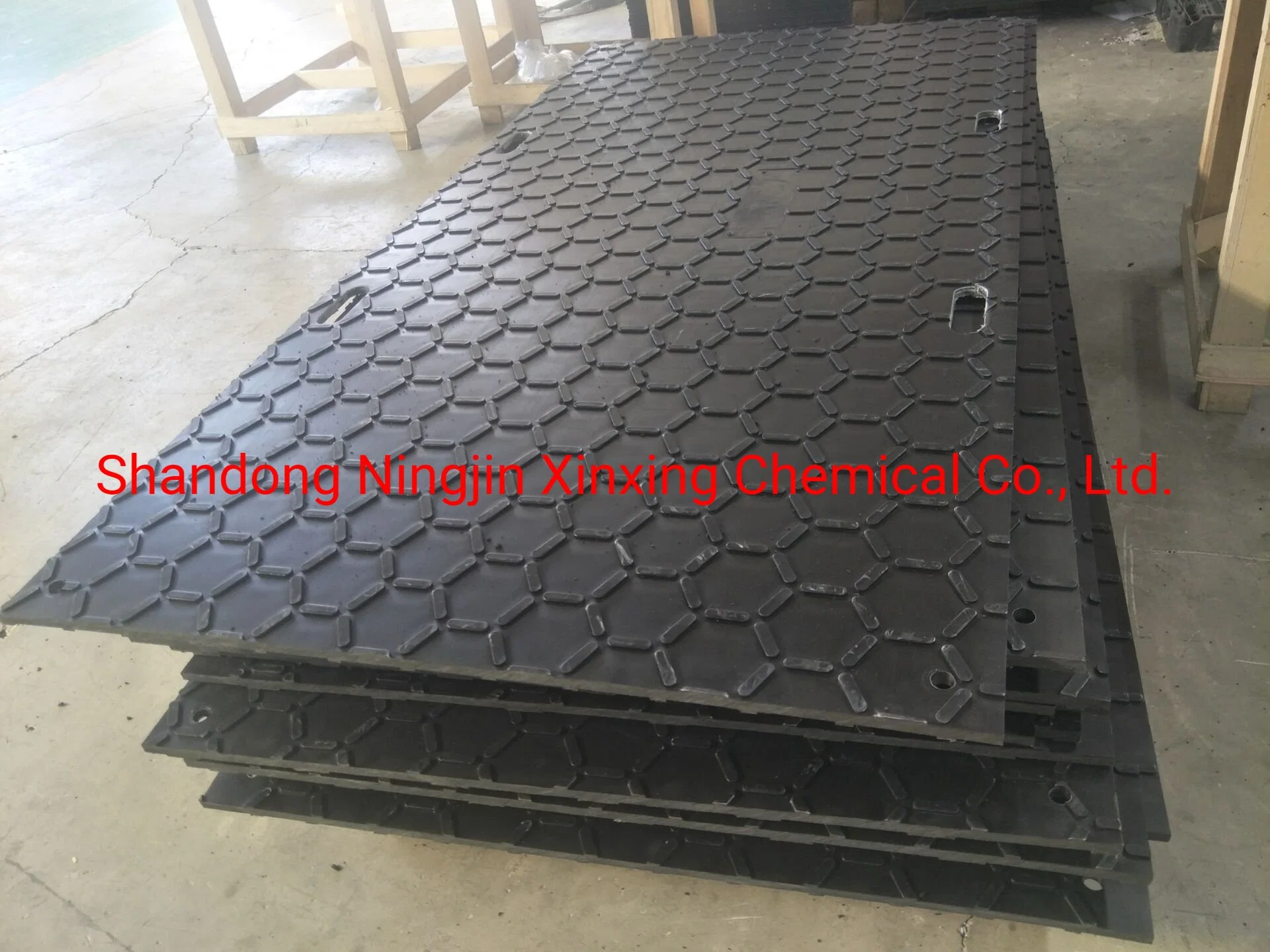Высокое качество Unbreaking пластиковые HDPE временной дорожной коврики / коврики для соединения на массу для строительства/сцепление с дорогой коврики для тяжелого оборудования