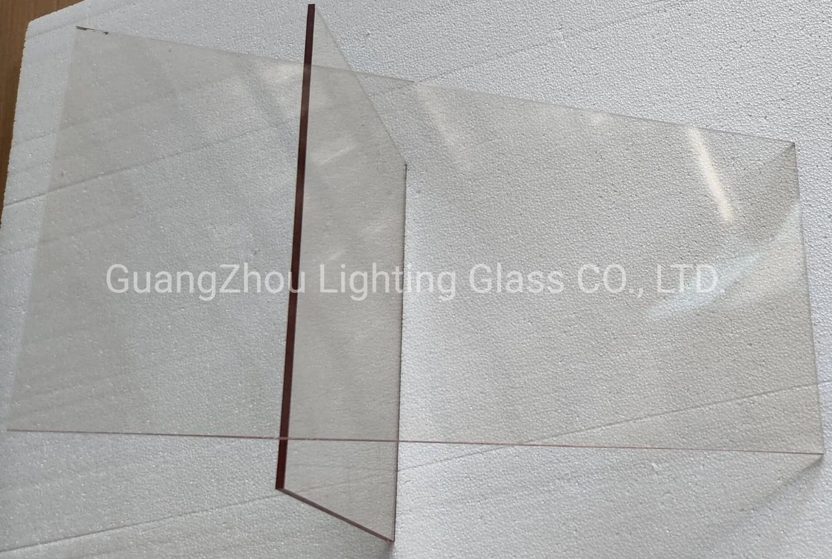 Schott Transparent Microcrystalline Glass, Tawny Color, Resistant to 800 &ordm; C High Temperature, and Capable of Irregular Processing, Grinding, and Drilling