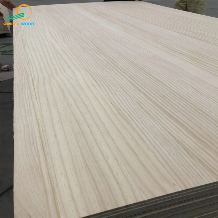Panneau de matériaux de meubles en bois massif en pin joint Board