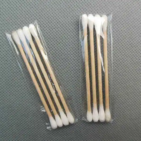 Manufacturer of Portable Double Head Cleaning Wooden Stick Cotton Swabs in Bulk