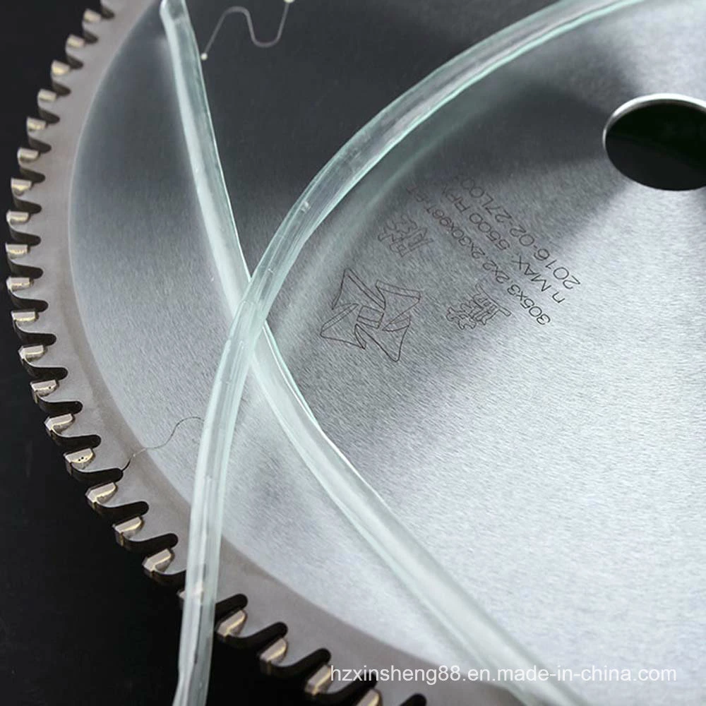 Pilihu Smooth Cutting 12 Inch PCD Wood Saw Blade for Cutting Particle Board