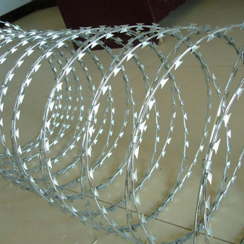 Galvanized Wire Material, Razor Wire Flat Wrap, Welded Razor Mesh Fence Factory, Single Razor|Wire Pet Fencing