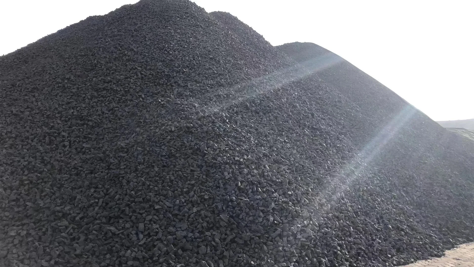 Chinese Factory Sulphur 0.6% Ash 8%-12% Graphite Recarburizer Calcined Petroleum Coke