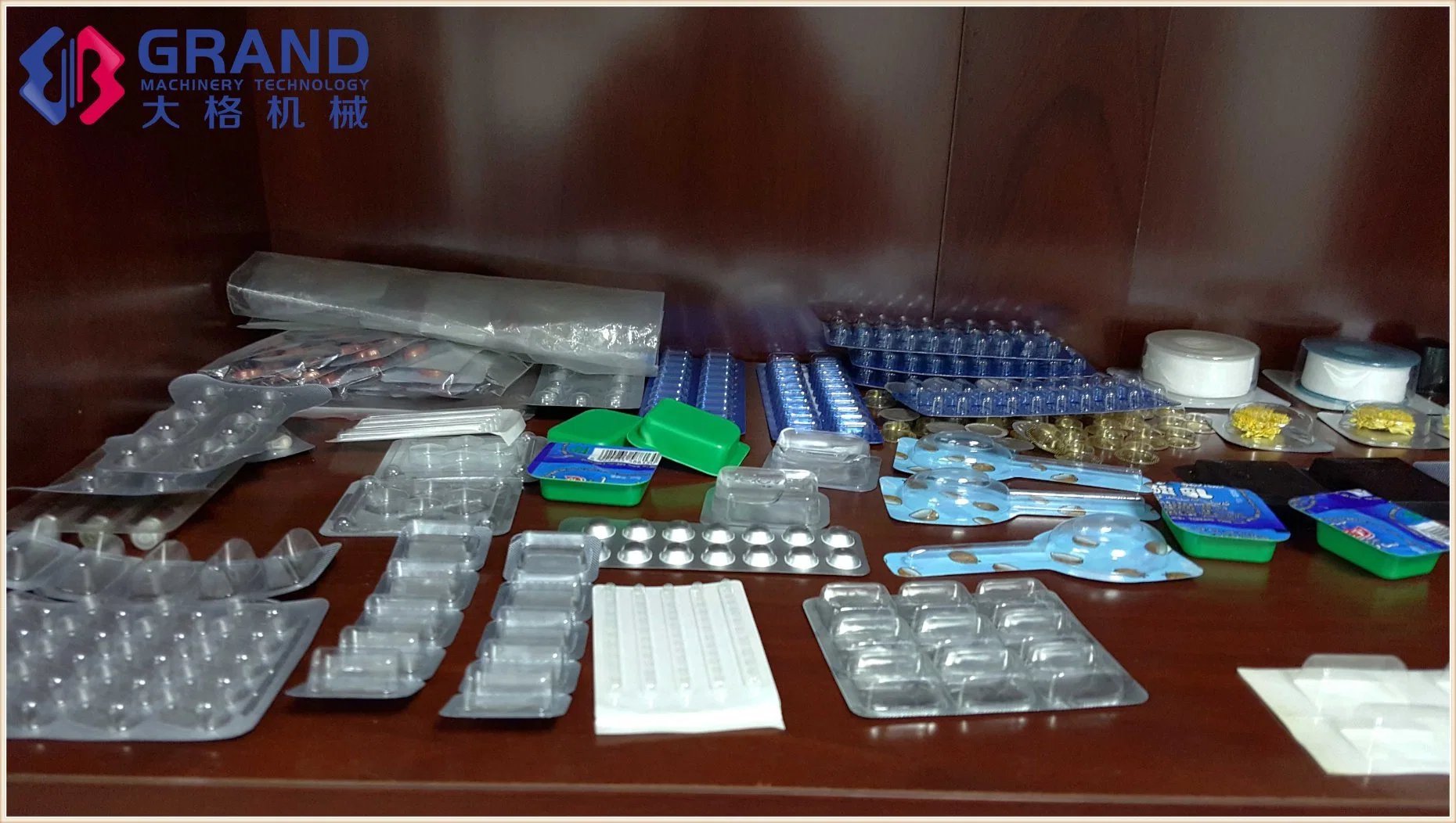 جهاز الكمبيوتر اللوحي الأوتوماتيكي Csule Pill من طراز DPP-180h عالي السرعة مع Blaster Placking Machine تغليف نفطة