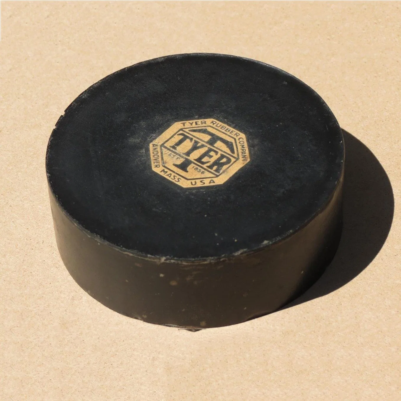 OEM Norme officielle internationale de hockey de balles de caoutchouc sur le terrain Puck Hockey sur glace