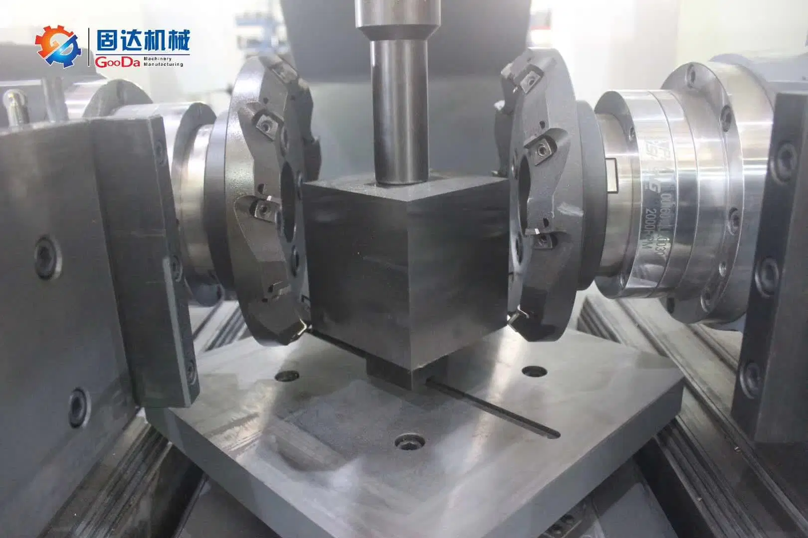 CNC Duplex Milling Machine-Double Sides Milling Machine-Two Spindle Milling Machine-Automatically Rmove Chips-Automatically Measure