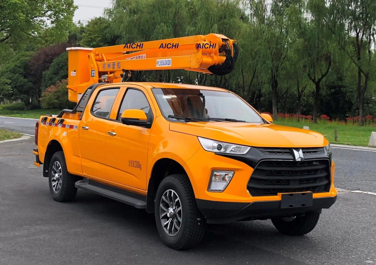 Construction de la marque Aichi rampe Isuzu pick-up 12,4 m monté en fibre de verre Véhicule de travail aérien isolé