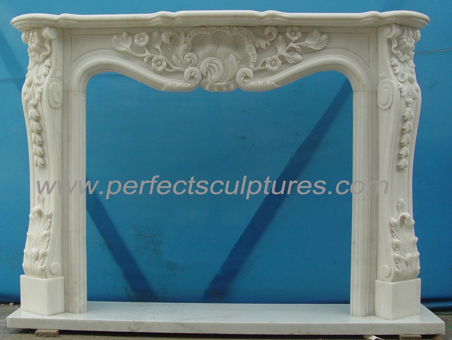 Popular Design French Style White Marble Fireplace for Indoor (QY-LF008)